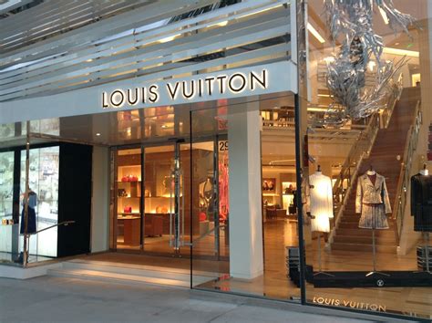 www louis vuitton outlet store com|louis vuitton factory outlet locations.